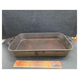 Cast iron pan
