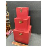 Nesting boxes