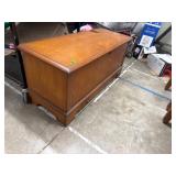 Lane cedar blanket chest