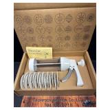 Pampered chef cookie press