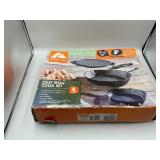 Cast iron cook set
