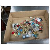 Assorted jewelry