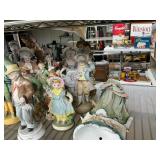 Large lot of figurines