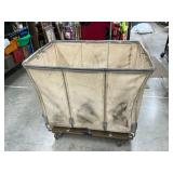Laundry cart