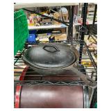 Cast iron pan with lid lid does not fit pan