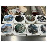 8 animals themed plates