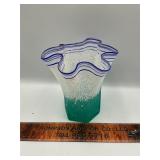 Art glass vase