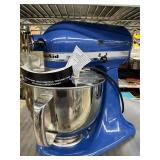 Kitchen Aid mixer like new