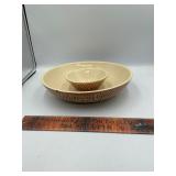 Chip and dip bowl