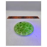 Uranium green glass shower frog
