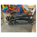 2 tripods