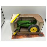 John Deere 1953 70 row-crop tractor
