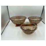 Pyrex mixing bowls