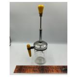 Hazel Atlas nut chopper