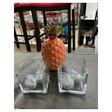 Miscellaneous decor