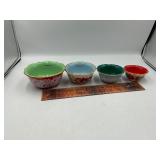 Pioneer woman measuring bowls