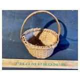 Small oak basket