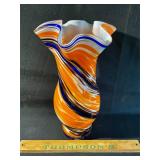Art glass vase