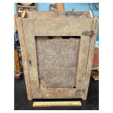 Hanging cupboard with pinch tin door