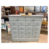 18 drawer chest
