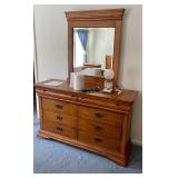 8 drawer dresser with mirror