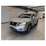 2014 Nissan Pathfinder Hybrid