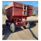 200 Bu. Gravity Flow Wagon