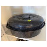 Enamel Roaster