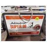 International Super 98 Fencer