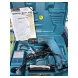 Makita Cordless Drill Driver w/Bat & Chg. NEW