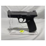 Smith & Wesson SD9 9mm Pistol