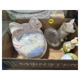 2 Covered Eggs & Pig Decor
