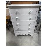 White 5 Drawer Dresser