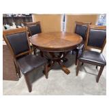 Round Dining Room Table & 4 Chairs LIKE NEW