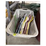 Clothesbasket w/Hangers