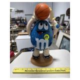 M&M Dispenser