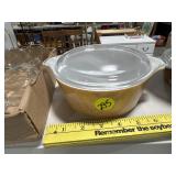 Pyrex W/ Lid