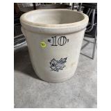 Western 10 Gallon Crock - Has Tiny Chips