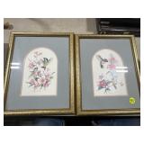 Pr of Hummingbird Pictures w/ Easel