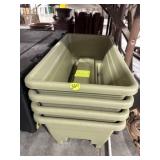 4 Plastic Planters
