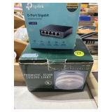 Ceiling Light & 5 Port Desk Top Switch