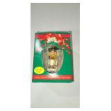 Pocket Dragons, Christmas ornament, A little