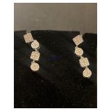 14KT WHITE GOLD EARRINGS WITH DIAMONDS