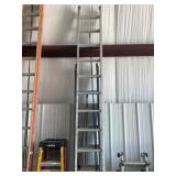 Werner 28 Ft Aluminum Extension Ladder, 250 lb Cap