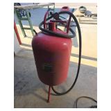 Central Pneumatic 110-lb Pressurized Abrasive Blas