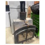 Free-Standing Cast Iron Wood Stove with Dual Glass