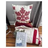 King Size Quilt with Christmas Tree Design
