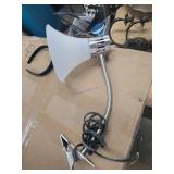 Portable Luminaire Model CL-662 With Clip and Flex
