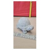 Outdoor  turtle  decor