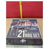 Mossberg BBQ set missing tongs